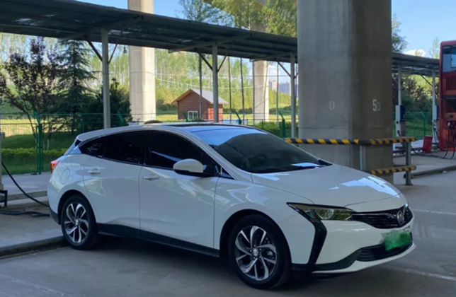 这车到底谁在买？简单聊聊别克微蓝6